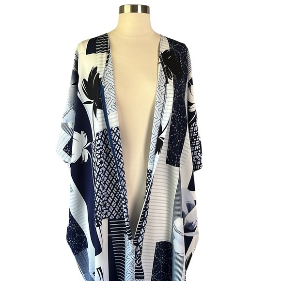 NATORI Kabuki Zip Caftan in Mixed Print Size Medium - Picture 5 of 15